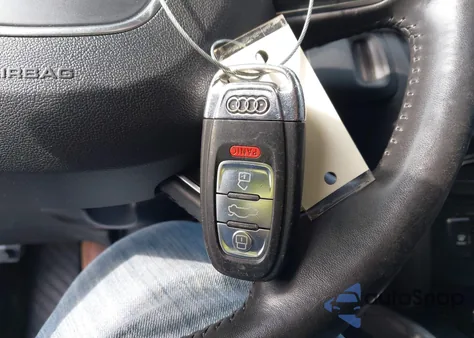 2014 Audi A4 2.0T Premium z USA, uszkodzony, nr VIN WAUDFAFL0EA014390